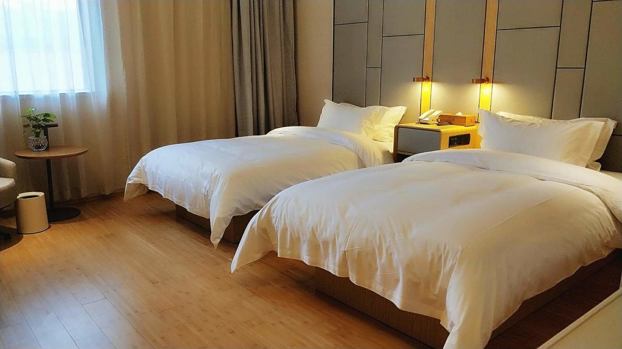 Ss Hotel Xujiahui Шанхай Екстериор снимка